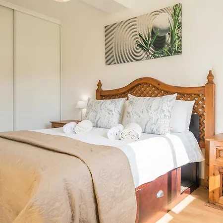 Two Bedroom Ground Floor Olhos De Agua Apartment Albufeira